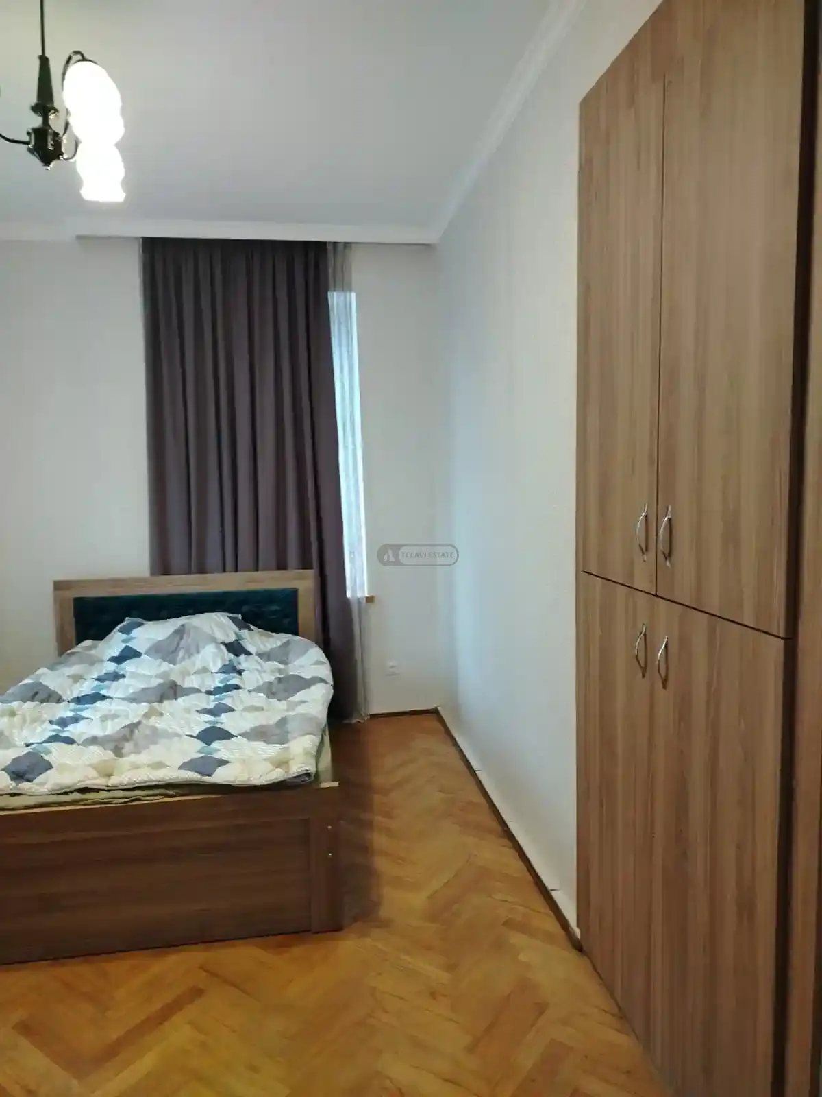 სახლი ნადიკვართან