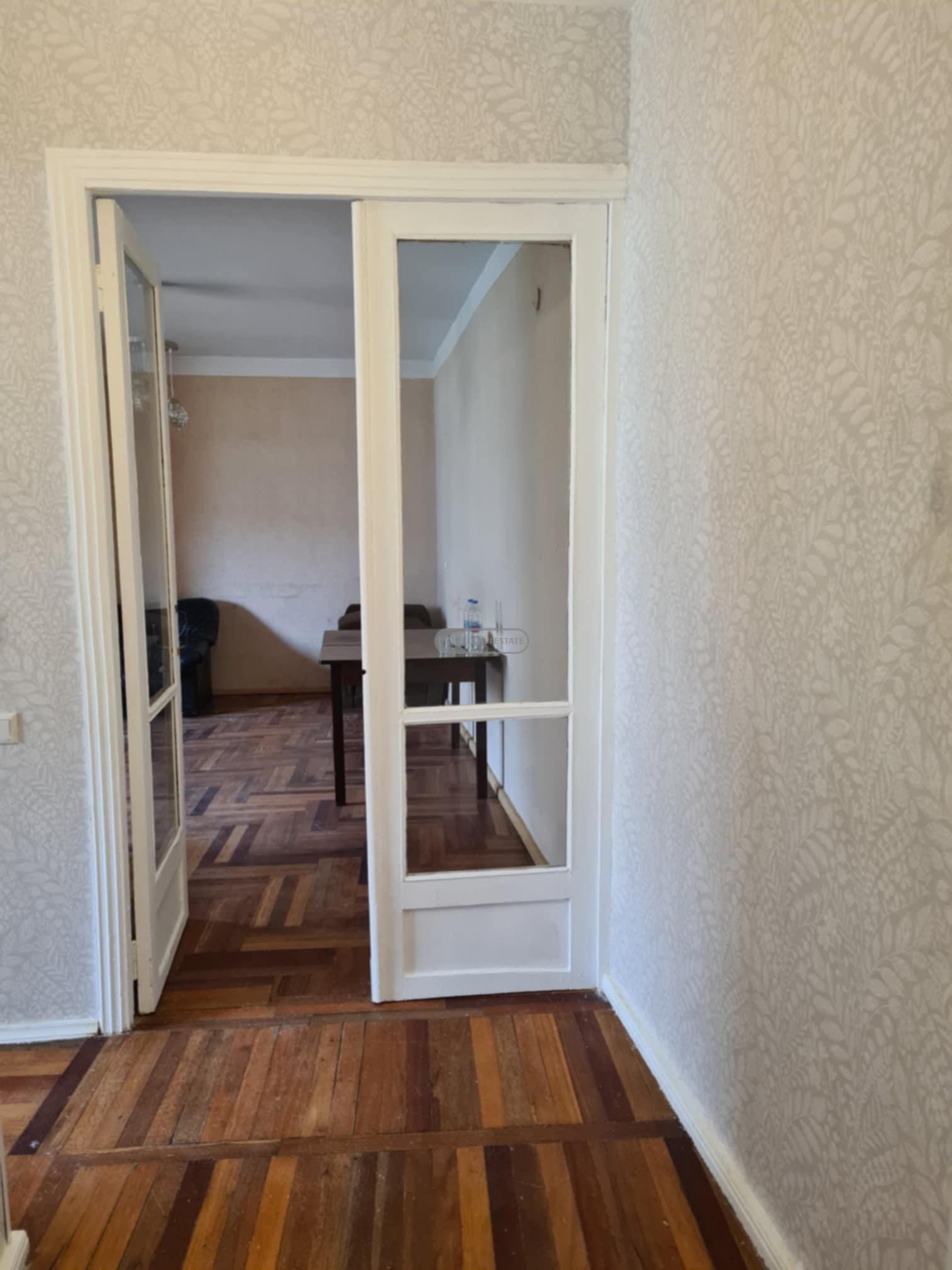 Сдаётся 3-комнатная квартира в Телави